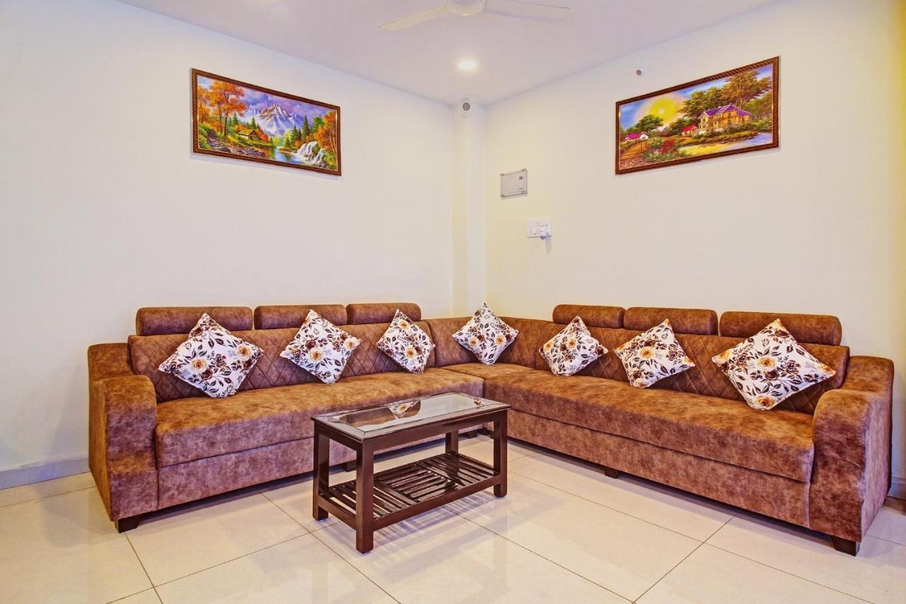 Super Hotel O Lakshmi Royal Inn Warangal Zewnętrze zdjęcie