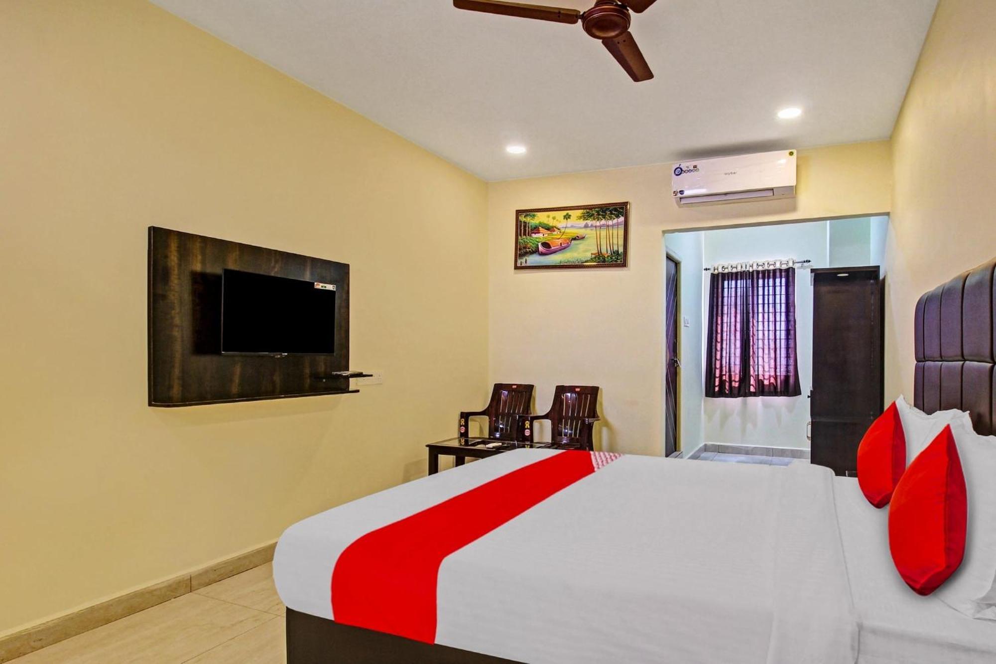 Super Hotel O Lakshmi Royal Inn Warangal Zewnętrze zdjęcie