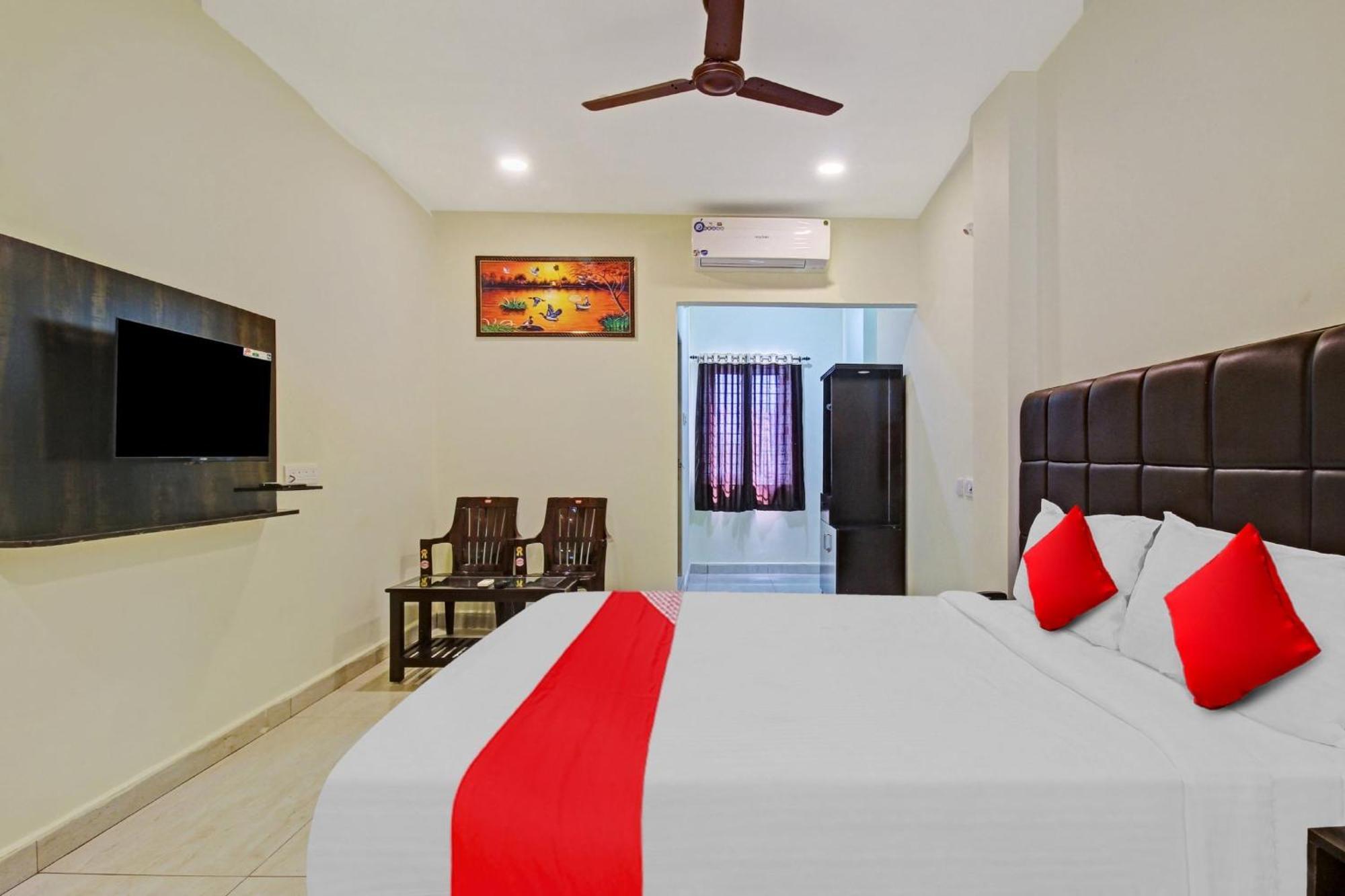 Super Hotel O Lakshmi Royal Inn Warangal Zewnętrze zdjęcie